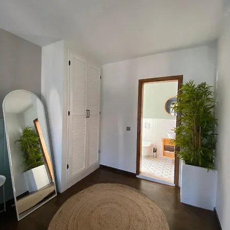 Couette-café Min (adults Only) *