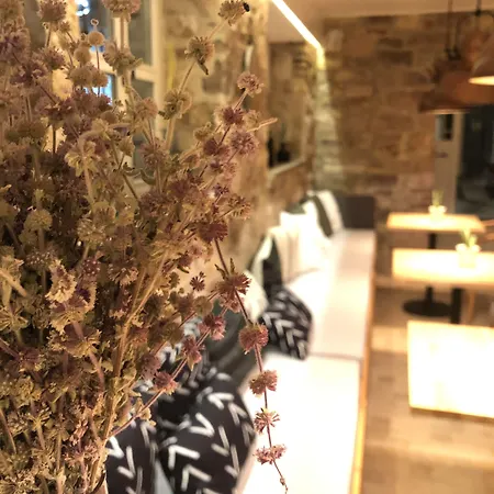 Min (adults Only) Couette-café *