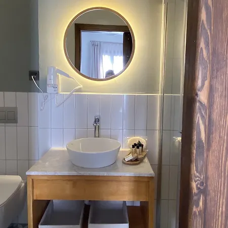 Couette-café Min (adults Only)