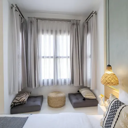 Min (adults Only) Couette-café *